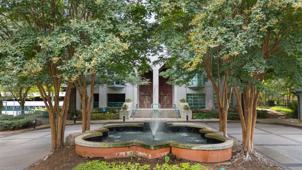 2870 Pharr Court South Nw Unit 2901, Atlanta, Georgia 30305, 2 Bedrooms Bedrooms, ,2 BathroomsBathrooms,Residential,For Sale,2870 Pharr Court South Nw Unit 2901,7627533