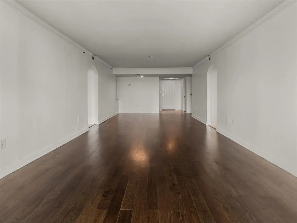 2870 Pharr Court South Nw Unit 2901, Atlanta, Georgia 30305, 2 Bedrooms Bedrooms, ,2 BathroomsBathrooms,Residential,For Sale,2870 Pharr Court South Nw Unit 2901,7627533