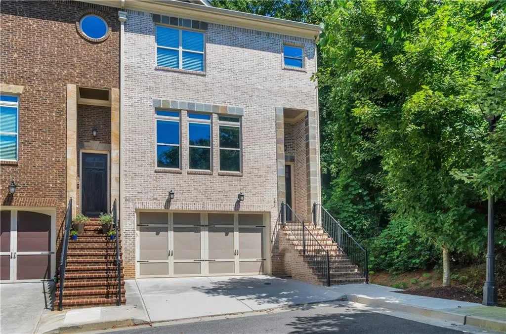 482 Pearl Cove Court, Sandy Springs, Georgia 30350, 4 Bedrooms Bedrooms, ,3 BathroomsBathrooms,Residential,Sold,482 Pearl Cove Court,6041805