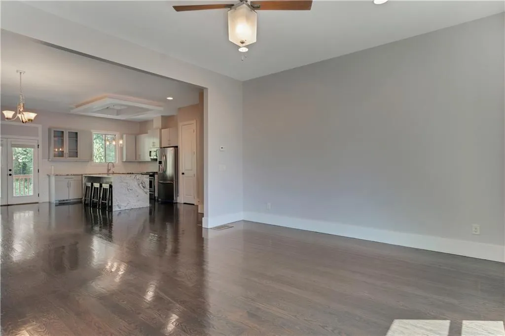 482 Pearl Cove Court, Sandy Springs, Georgia 30350, 4 Bedrooms Bedrooms, ,3 BathroomsBathrooms,Residential,Sold,482 Pearl Cove Court,6041805
