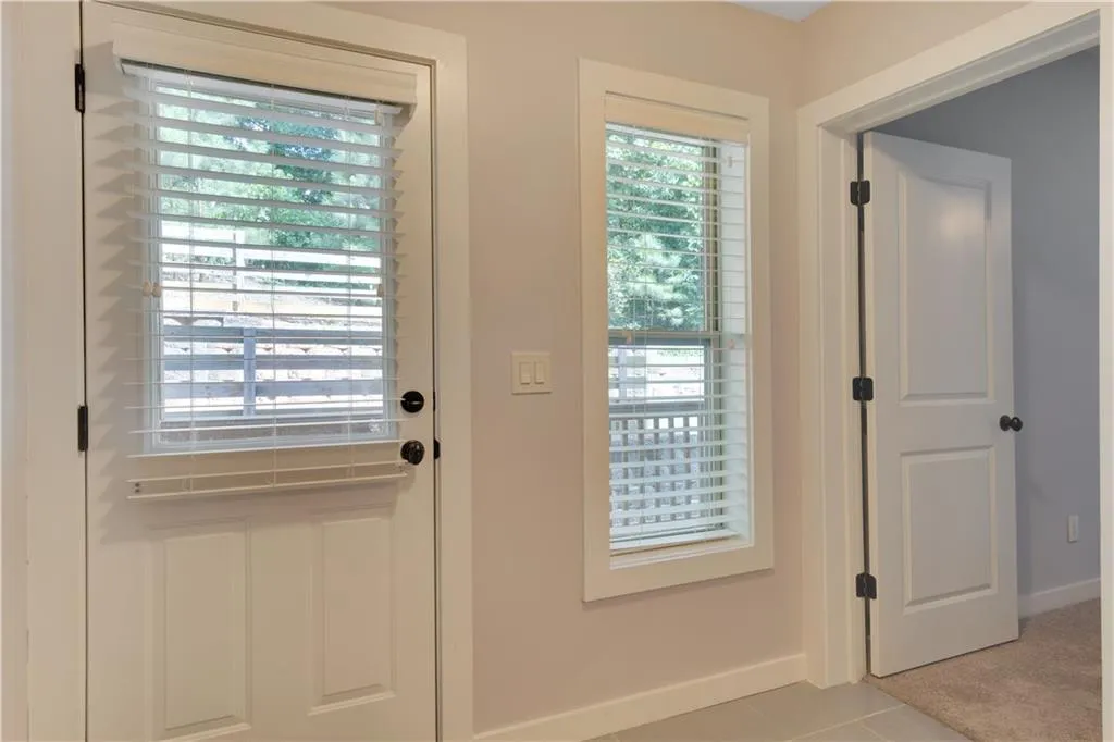 482 Pearl Cove Court, Sandy Springs, Georgia 30350, 4 Bedrooms Bedrooms, ,3 BathroomsBathrooms,Residential,Sold,482 Pearl Cove Court,6041805