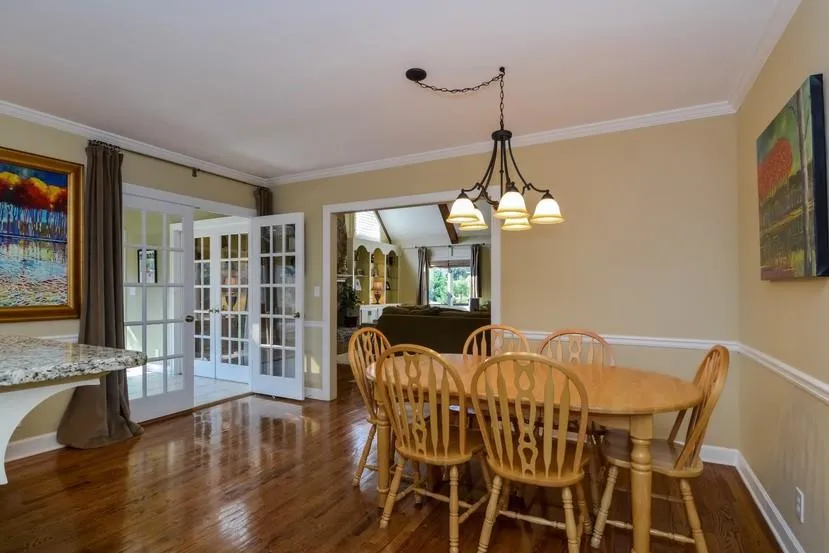 315 Aldenshire Place, Atlanta, Georgia 30350, 6 Bedrooms Bedrooms, ,6 BathroomsBathrooms,Residential,Sold,315 Aldenshire Place,5662528