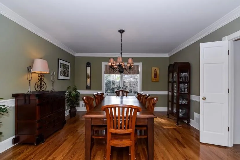 315 Aldenshire Place, Atlanta, Georgia 30350, 6 Bedrooms Bedrooms, ,6 BathroomsBathrooms,Residential,Sold,315 Aldenshire Place,5662528