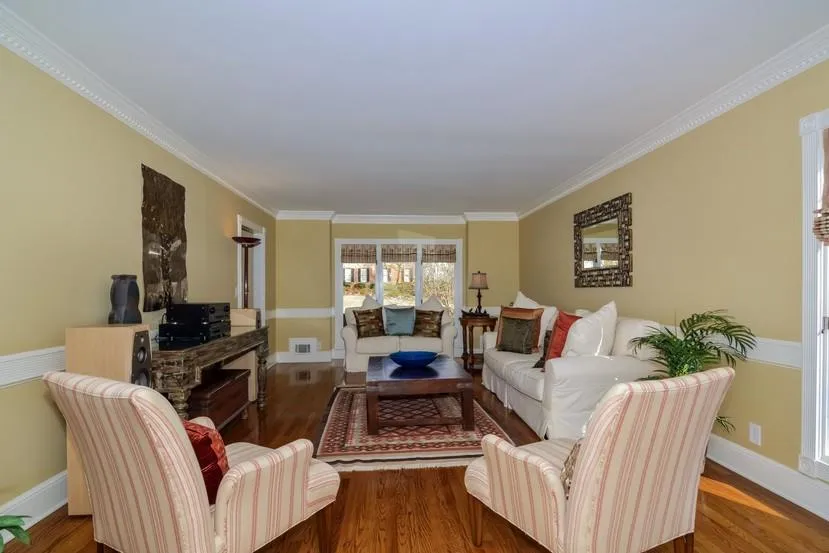 315 Aldenshire Place, Atlanta, Georgia 30350, 6 Bedrooms Bedrooms, ,6 BathroomsBathrooms,Residential,Sold,315 Aldenshire Place,5662528