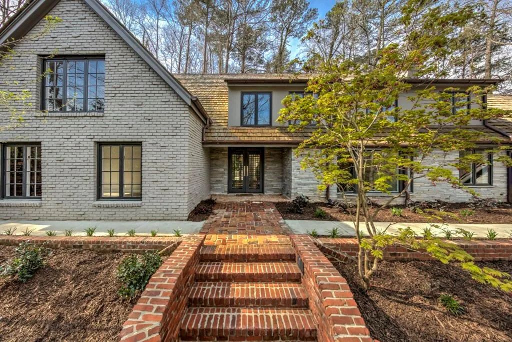 450 Valley Road Nw, Atlanta, Georgia 30305, 6 Bedrooms Bedrooms, ,5 BathroomsBathrooms,Residential,Sold,450 Valley Road Nw,5986916