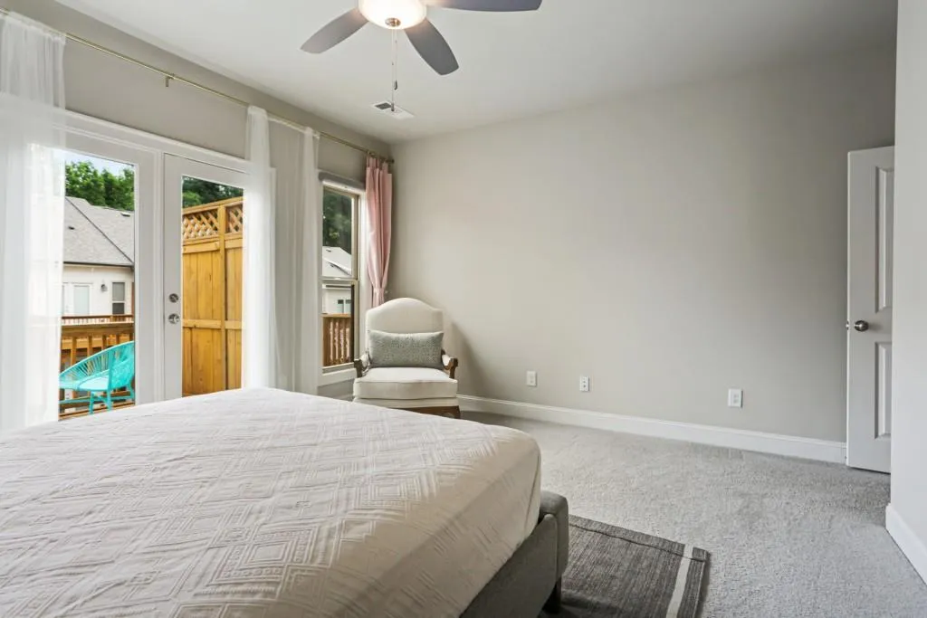 4333 Parkside Place, Atlanta, Georgia 30342, 2 Bedrooms Bedrooms, ,2 BathroomsBathrooms,Residential,Sold,4333 Parkside Place,6910583