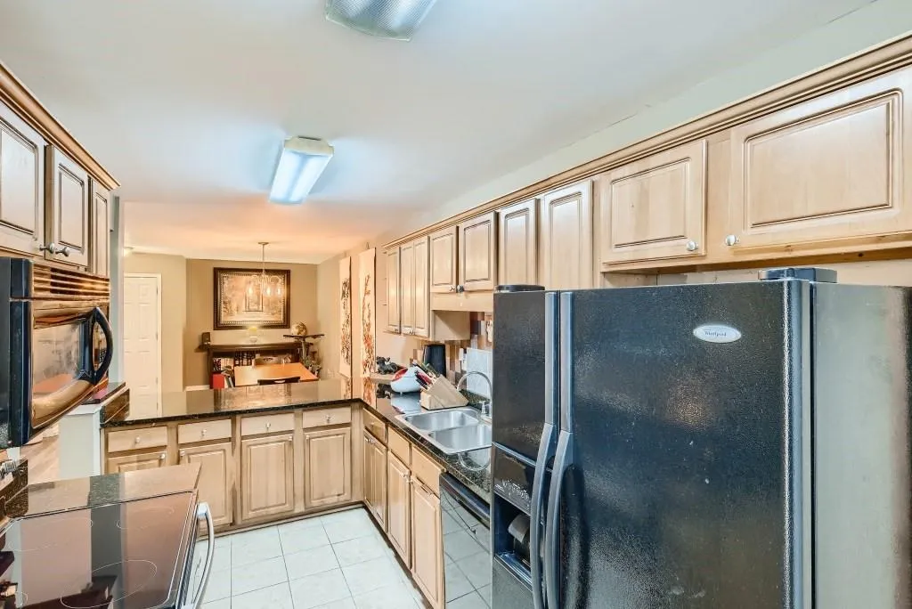 508 Brighton Point, Sandy Springs, Georgia 30328, 3 Bedrooms Bedrooms, ,2 BathroomsBathrooms,Residential,Sold,508 Brighton Point,7007248