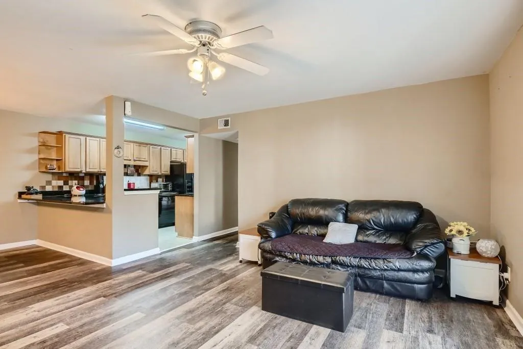 508 Brighton Point, Sandy Springs, Georgia 30328, 3 Bedrooms Bedrooms, ,2 BathroomsBathrooms,Residential,Sold,508 Brighton Point,7007248