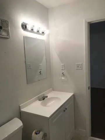 145 Northwood Drive Unit J11, Atlanta, Georgia 30342, 4 Bedrooms Bedrooms, ,2 BathroomsBathrooms,Residential,Sold,145 Northwood Drive Unit J11,5932347