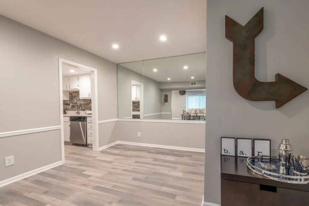 6851 Roswell Road Unit J6, Atlanta, Georgia 30328, 2 Bedrooms Bedrooms, ,2 BathroomsBathrooms,Residential,Sold,6851 Roswell Road Unit J6,6770147