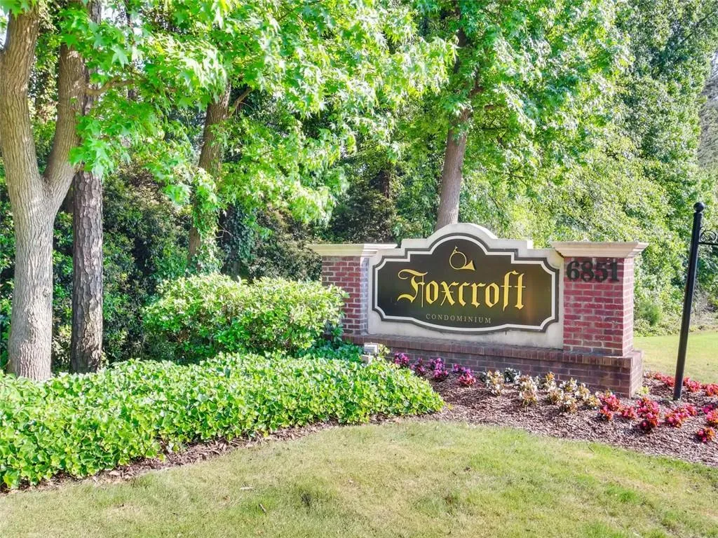 6851 Roswell Road Unit J6, Atlanta, Georgia 30328, 2 Bedrooms Bedrooms, ,2 BathroomsBathrooms,Residential,Sold,6851 Roswell Road Unit J6,6770147