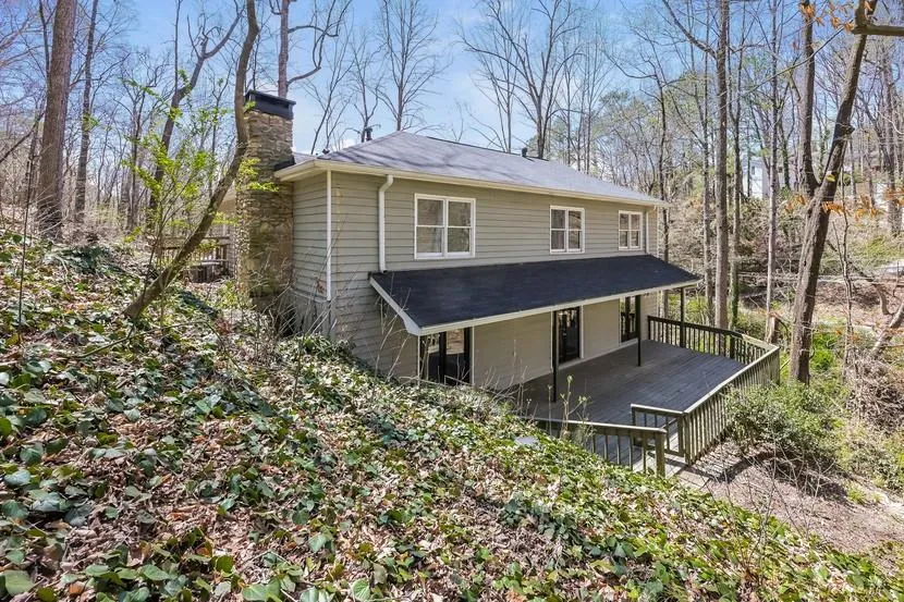 7127 Riverside Drive, Atlanta, Georgia 30328, 5 Bedrooms Bedrooms, ,3 BathroomsBathrooms,Residential,For Sale,7127 Riverside Drive,7547323