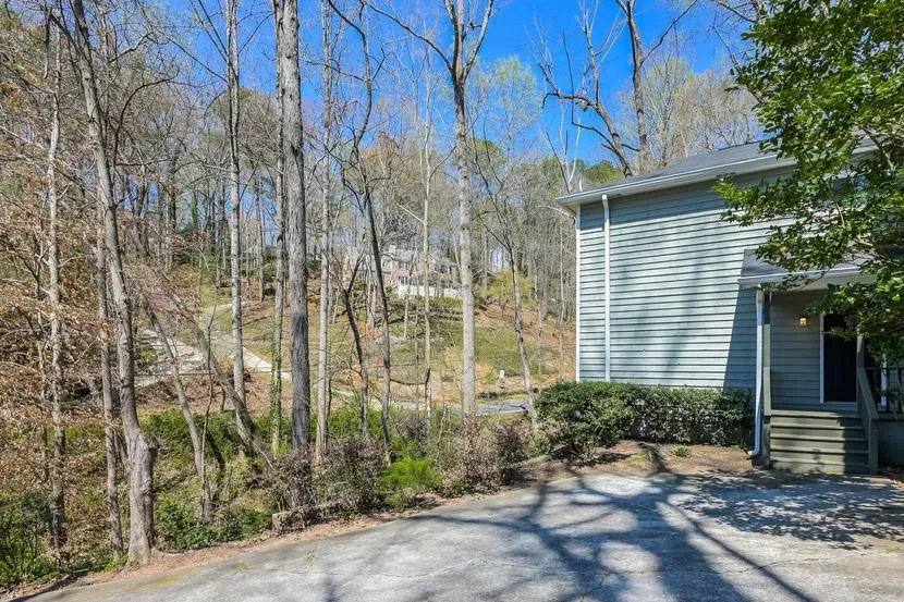 7127 Riverside Drive, Atlanta, Georgia 30328, 5 Bedrooms Bedrooms, ,3 BathroomsBathrooms,Residential,For Sale,7127 Riverside Drive,7547323