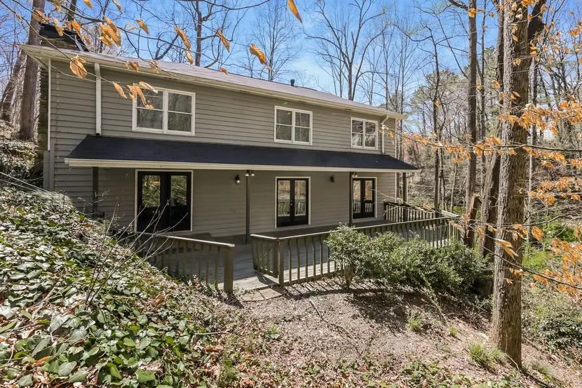 7127 Riverside Drive, Atlanta, Georgia 30328, 5 Bedrooms Bedrooms, ,3 BathroomsBathrooms,Residential,For Sale,7127 Riverside Drive,7547323