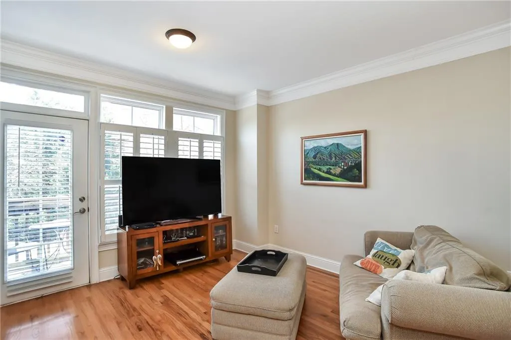 5476 Glenridge View Unit 2010, Sandy Springs, Georgia 30342, 2 Bedrooms Bedrooms, ,2 BathroomsBathrooms,Residential,Sold,5476 Glenridge View Unit 2010,5977411