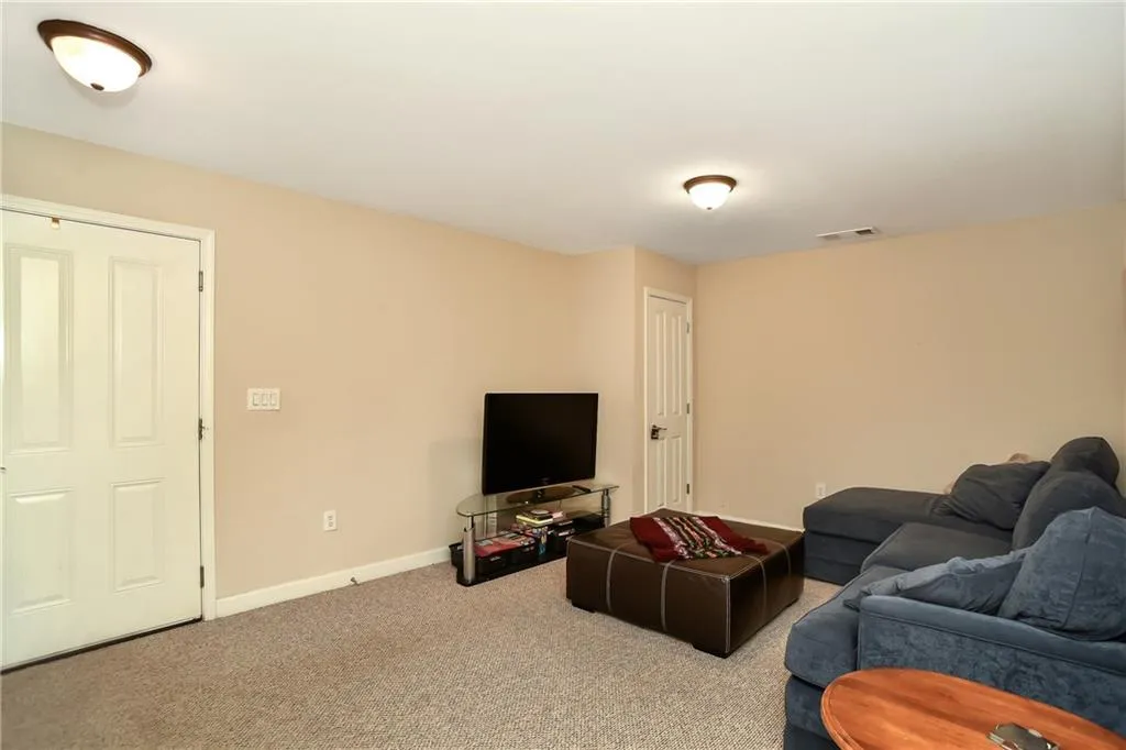 5476 Glenridge View Unit 2010, Sandy Springs, Georgia 30342, 2 Bedrooms Bedrooms, ,2 BathroomsBathrooms,Residential,Sold,5476 Glenridge View Unit 2010,5977411