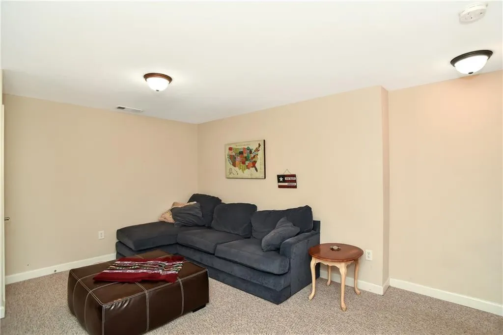 5476 Glenridge View Unit 2010, Sandy Springs, Georgia 30342, 2 Bedrooms Bedrooms, ,2 BathroomsBathrooms,Residential,Sold,5476 Glenridge View Unit 2010,5977411