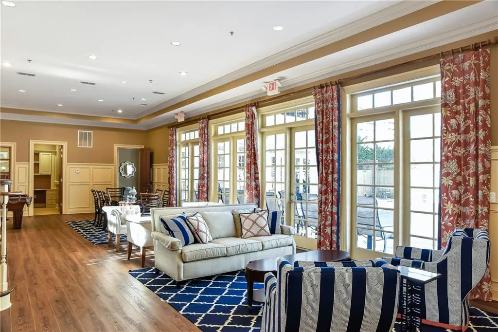 5476 Glenridge View Unit 2010, Sandy Springs, Georgia 30342, 2 Bedrooms Bedrooms, ,2 BathroomsBathrooms,Residential,Sold,5476 Glenridge View Unit 2010,5977411