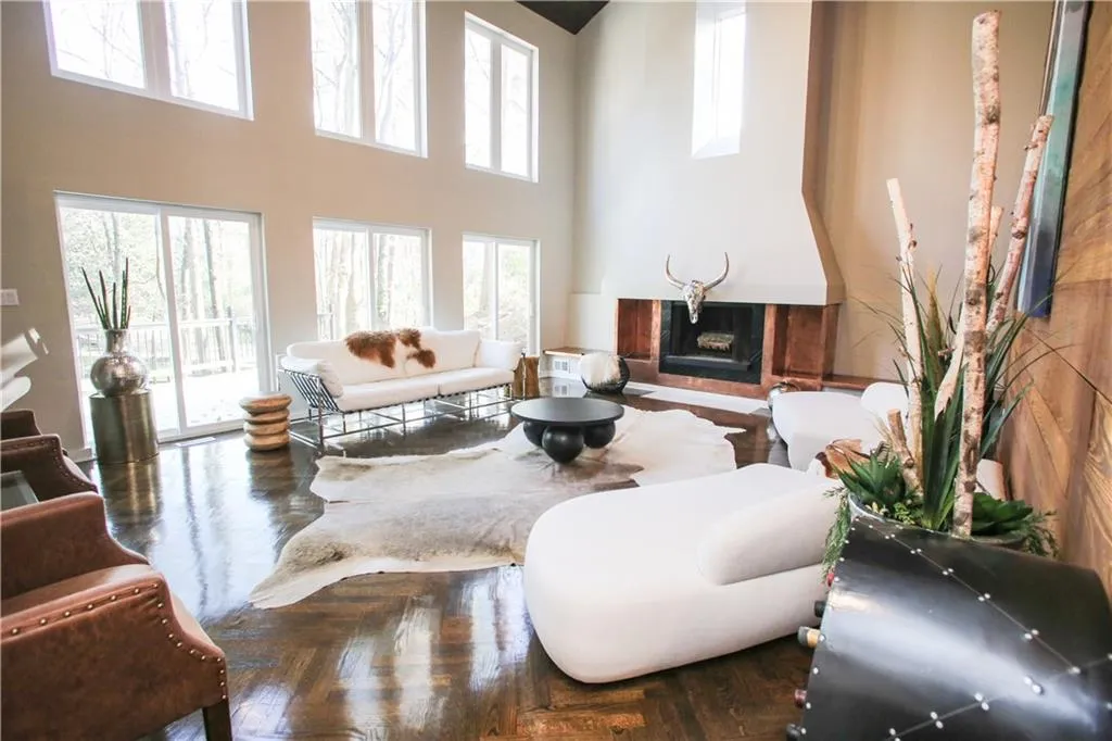 4830 Rebel Trail Nw, Sandy Springs, Georgia 30327, 5 Bedrooms Bedrooms, ,3 BathroomsBathrooms,Residential,For Sale,4830 Rebel Trail Nw,7673647