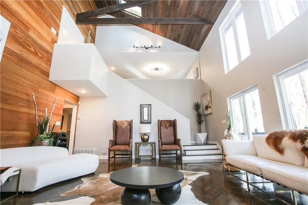 4830 Rebel Trail Nw, Sandy Springs, Georgia 30327, 5 Bedrooms Bedrooms, ,3 BathroomsBathrooms,Residential,For Sale,4830 Rebel Trail Nw,7673647