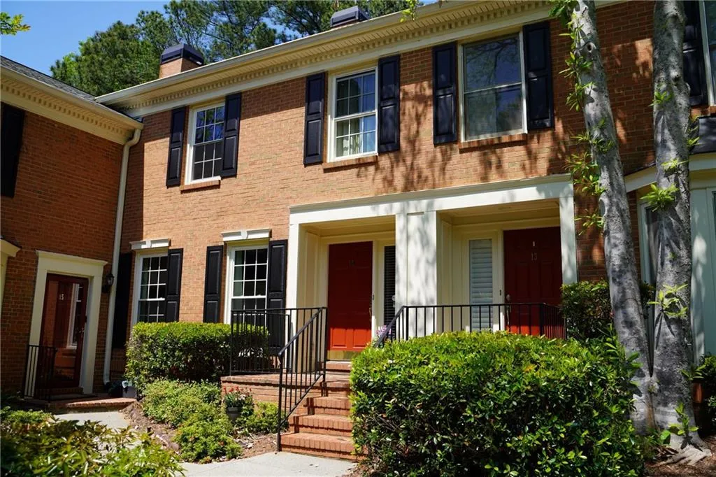 14 Mount Vernon Circle, Atlanta, Georgia 30338, 3 Bedrooms Bedrooms, ,2 BathroomsBathrooms,Residential,Sold,14 Mount Vernon Circle,7036430