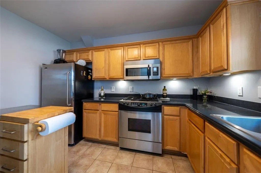 14 Mount Vernon Circle, Atlanta, Georgia 30338, 3 Bedrooms Bedrooms, ,2 BathroomsBathrooms,Residential,Sold,14 Mount Vernon Circle,7036430