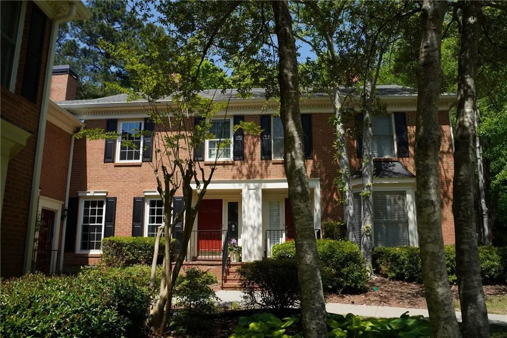 14 Mount Vernon Circle, Atlanta, Georgia 30338, 3 Bedrooms Bedrooms, ,2 BathroomsBathrooms,Residential,Sold,14 Mount Vernon Circle,7036430