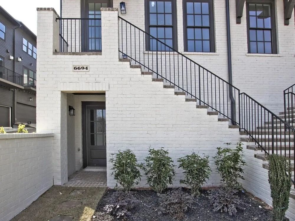 6694 Sterling Drive Unit 662, Sandy Springs, Georgia 30328, 3 Bedrooms Bedrooms, ,3 BathroomsBathrooms,Residential,Sold,6694 Sterling Drive Unit 662,6899973