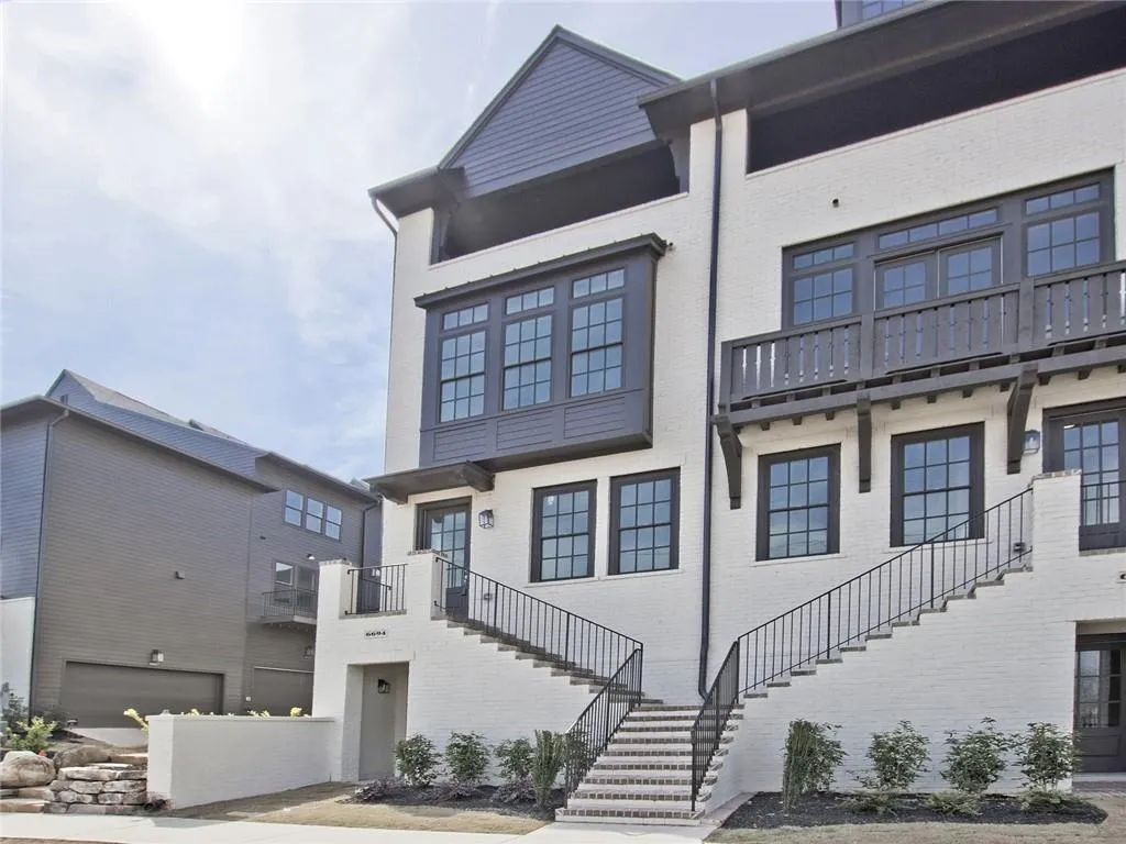6694 Sterling Drive Unit 662, Sandy Springs, Georgia 30328, 3 Bedrooms Bedrooms, ,3 BathroomsBathrooms,Residential,Sold,6694 Sterling Drive Unit 662,6899973