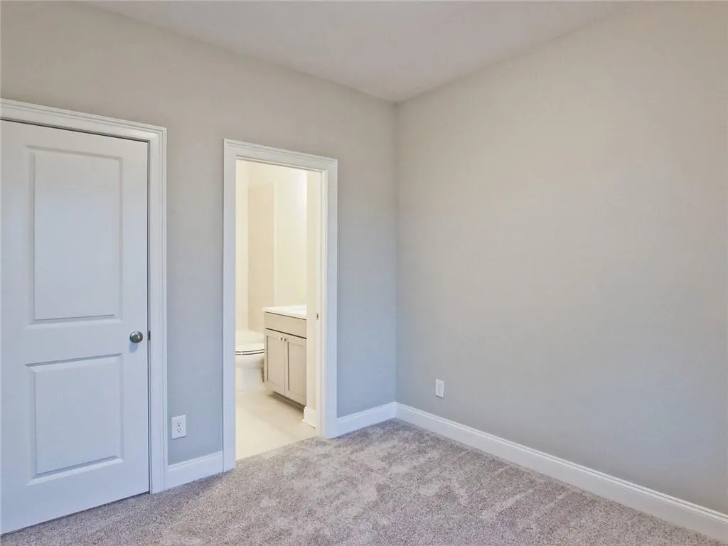6694 Sterling Drive Unit 662, Sandy Springs, Georgia 30328, 3 Bedrooms Bedrooms, ,3 BathroomsBathrooms,Residential,Sold,6694 Sterling Drive Unit 662,6899973