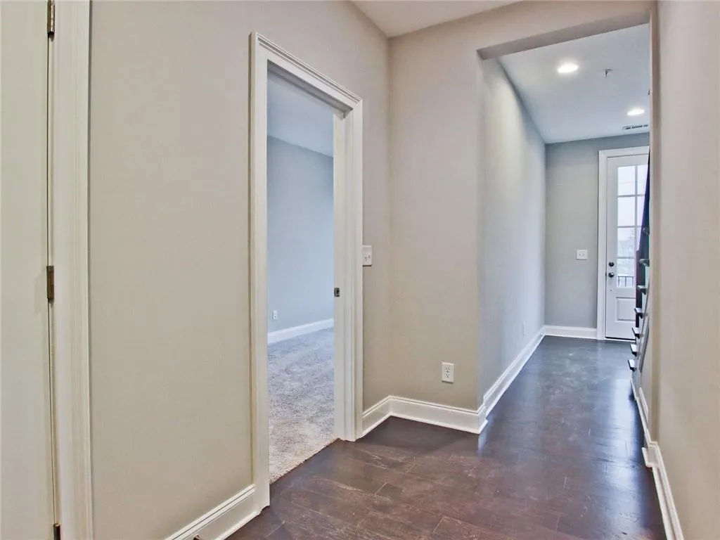 6694 Sterling Drive Unit 662, Sandy Springs, Georgia 30328, 3 Bedrooms Bedrooms, ,3 BathroomsBathrooms,Residential,Sold,6694 Sterling Drive Unit 662,6899973