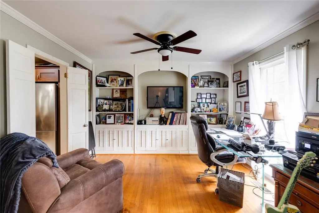 440 Glencourtney Drive Ne, Atlanta, Georgia 30328, 3 Bedrooms Bedrooms, ,2 BathroomsBathrooms,Residential,For Sale,440 Glencourtney Drive Ne,7663487