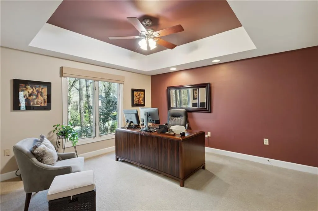 325 Park Glen Point, Sandy Springs, Georgia 30327, 5 Bedrooms Bedrooms, ,4 BathroomsBathrooms,Residential,Sold,325 Park Glen Point,7194560