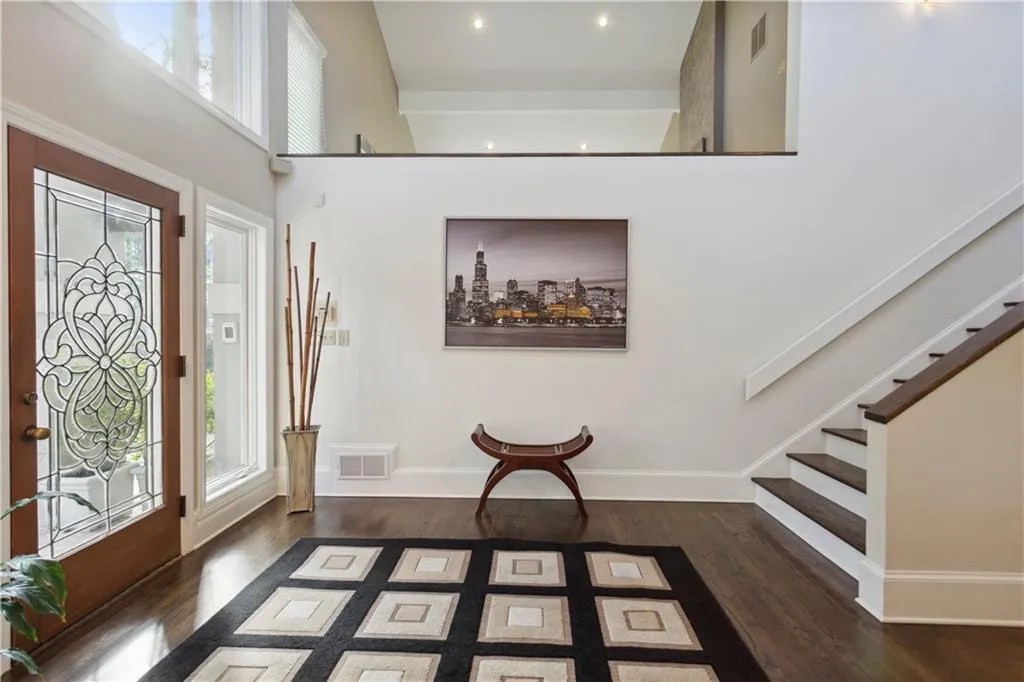 325 Park Glen Point, Sandy Springs, Georgia 30327, 5 Bedrooms Bedrooms, ,4 BathroomsBathrooms,Residential,Sold,325 Park Glen Point,7194560