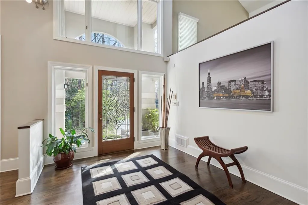 325 Park Glen Point, Sandy Springs, Georgia 30327, 5 Bedrooms Bedrooms, ,4 BathroomsBathrooms,Residential,Sold,325 Park Glen Point,7194560