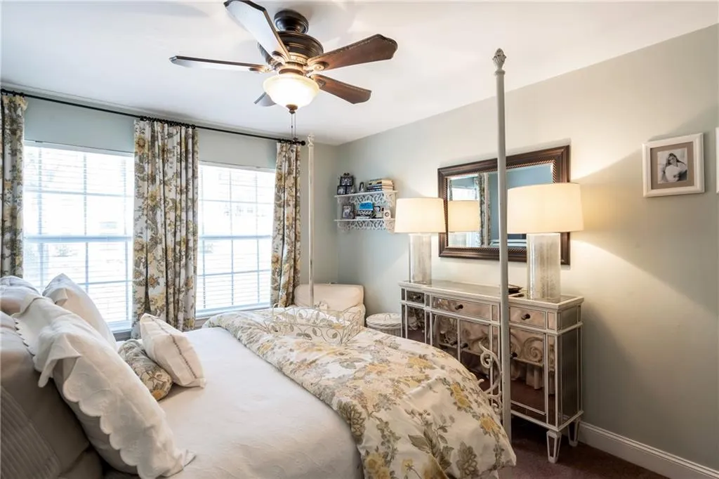 6980 Roswell Road Unit J6, Atlanta, Georgia 30328, 2 Bedrooms Bedrooms, ,2 BathroomsBathrooms,Residential,Sold,6980 Roswell Road Unit J6,6558958