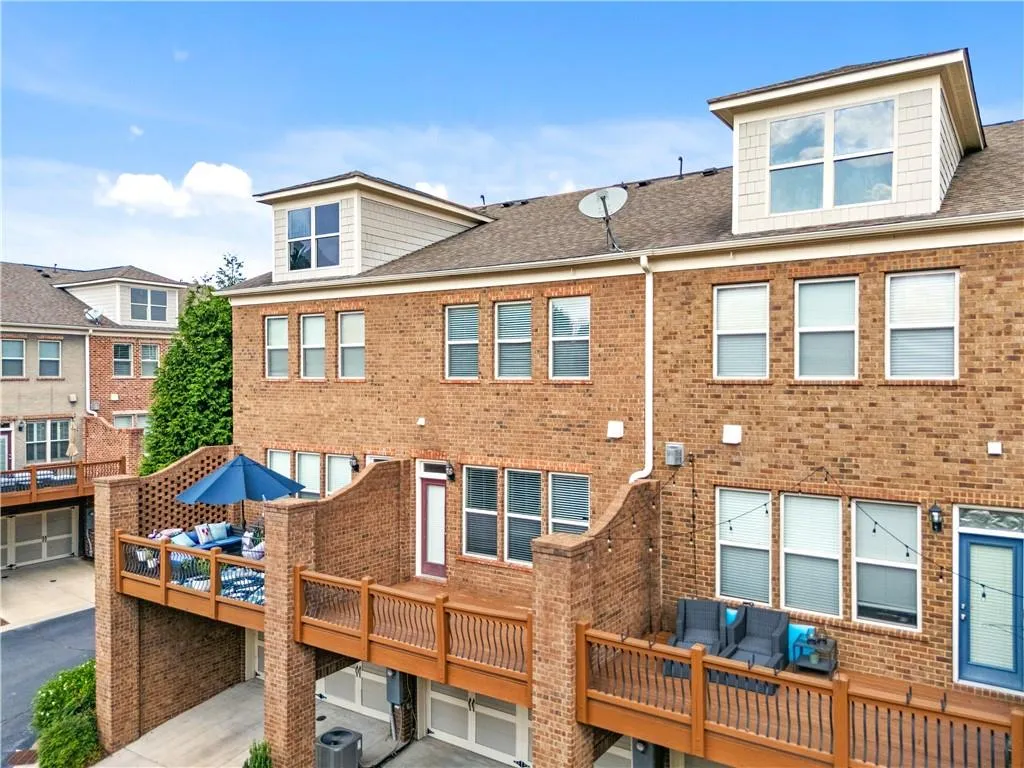 198 Alderwood Point, Atlanta, Georgia 30328, 3 Bedrooms Bedrooms, ,3 BathroomsBathrooms,Residential,Sold,198 Alderwood Point,7702314