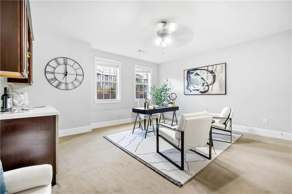 198 Alderwood Point, Atlanta, Georgia 30328, 3 Bedrooms Bedrooms, ,3 BathroomsBathrooms,Residential,Sold,198 Alderwood Point,7702314