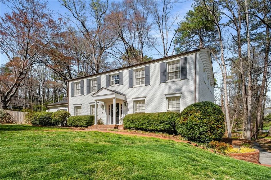 2955 Rhodenhaven Drive Nw, Atlanta, Georgia 30327, 4 Bedrooms Bedrooms, ,4 BathroomsBathrooms,Residential,Sold,2955 Rhodenhaven Drive Nw,7591244