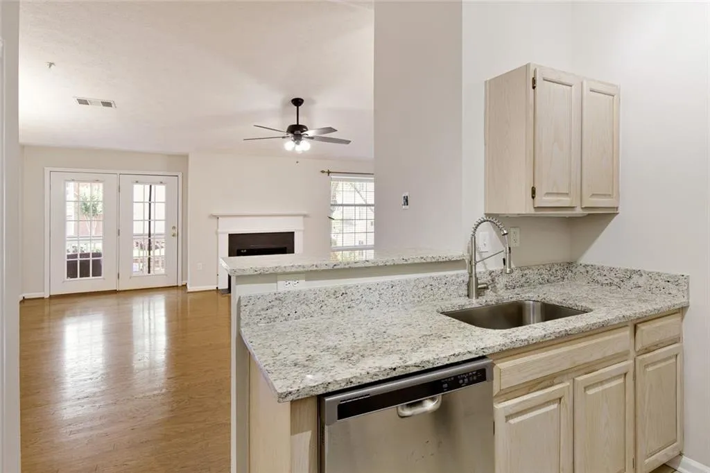 1450 Keys Crossing Drive Ne, Brookhaven, Georgia 30319, 2 Bedrooms Bedrooms, ,2 BathroomsBathrooms,Residential,For Sale,1450 Keys Crossing Drive Ne,7585225