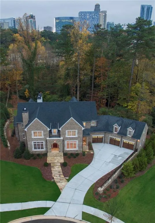 511 Ivy Preserve Court, Atlanta, Georgia 30342, 5 Bedrooms Bedrooms, ,6 BathroomsBathrooms,Residential,Sold,511 Ivy Preserve Court,5774528