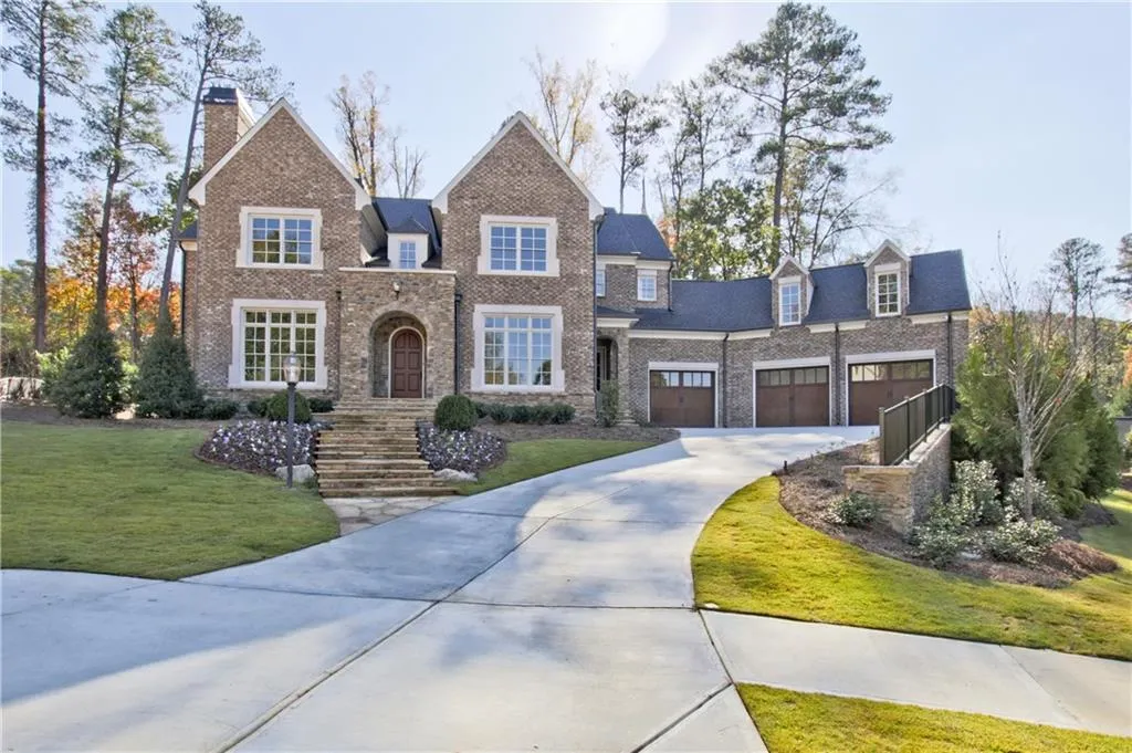 511 Ivy Preserve Court, Atlanta, Georgia 30342, 5 Bedrooms Bedrooms, ,6 BathroomsBathrooms,Residential,Sold,511 Ivy Preserve Court,5774528