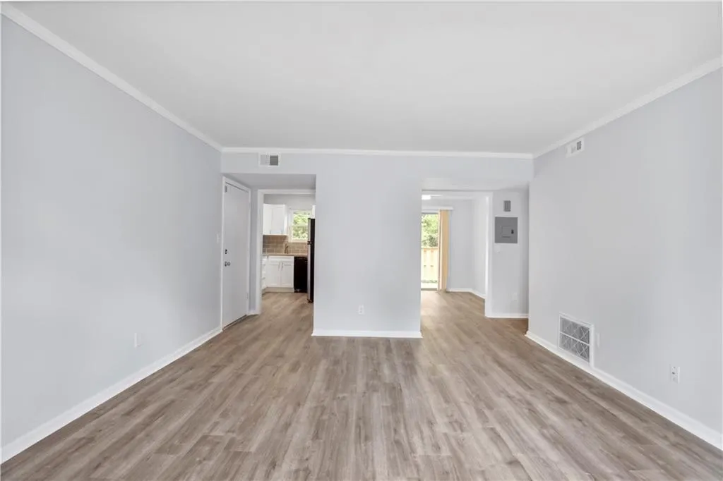 5646 Kingsport Drive, Sandy Springs, Georgia 30342, 2 Bedrooms Bedrooms, ,1 BathroomBathrooms,Residential,Sold,5646 Kingsport Drive,7090279