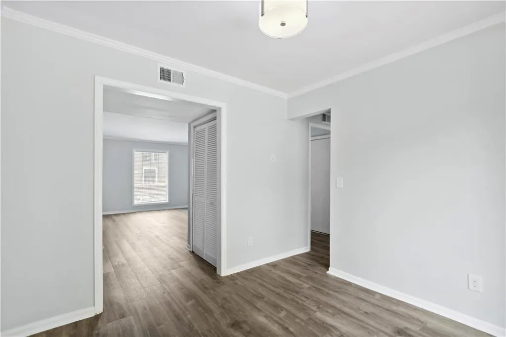 5646 Kingsport Drive, Sandy Springs, Georgia 30342, 2 Bedrooms Bedrooms, ,1 BathroomBathrooms,Residential,Sold,5646 Kingsport Drive,7090279