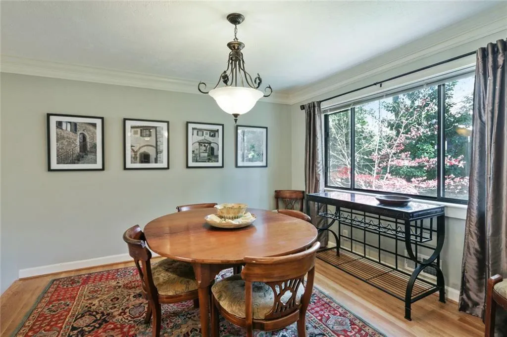 4775 Lafayette Court, Sandy Springs, Georgia 30327, 3 Bedrooms Bedrooms, ,3 BathroomsBathrooms,Residential,Sold,4775 Lafayette Court,6975299