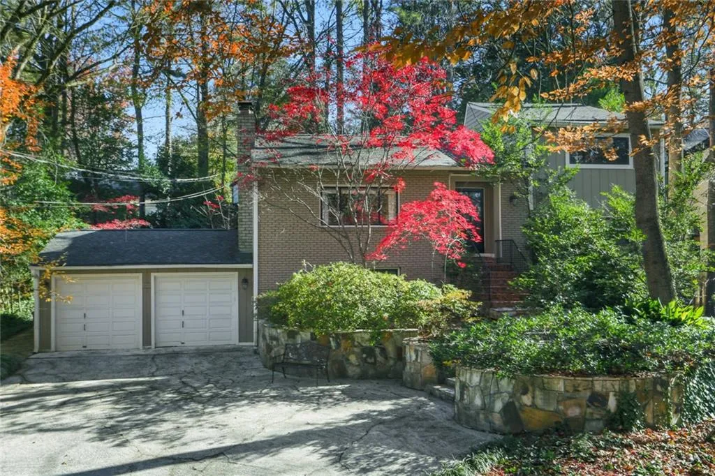 4775 Lafayette Court, Sandy Springs, Georgia 30327, 3 Bedrooms Bedrooms, ,3 BathroomsBathrooms,Residential,Sold,4775 Lafayette Court,6975299 4775 Lafayette Court, Sandy Springs, Georgia 30327, 3 Bedrooms Bedrooms, ,3 BathroomsBathrooms,Residential,Sold,4775 Lafayette Court,6975299