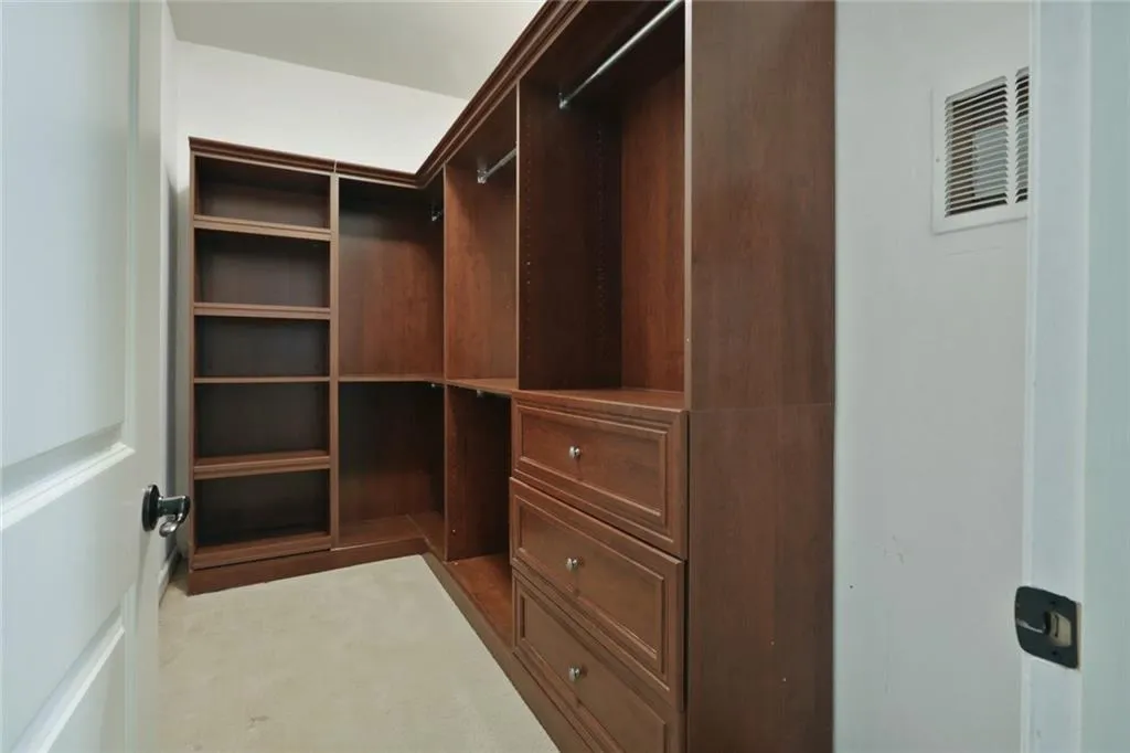 4775 Lafayette Court, Sandy Springs, Georgia 30327, 3 Bedrooms Bedrooms, ,3 BathroomsBathrooms,Residential,Sold,4775 Lafayette Court,6975299