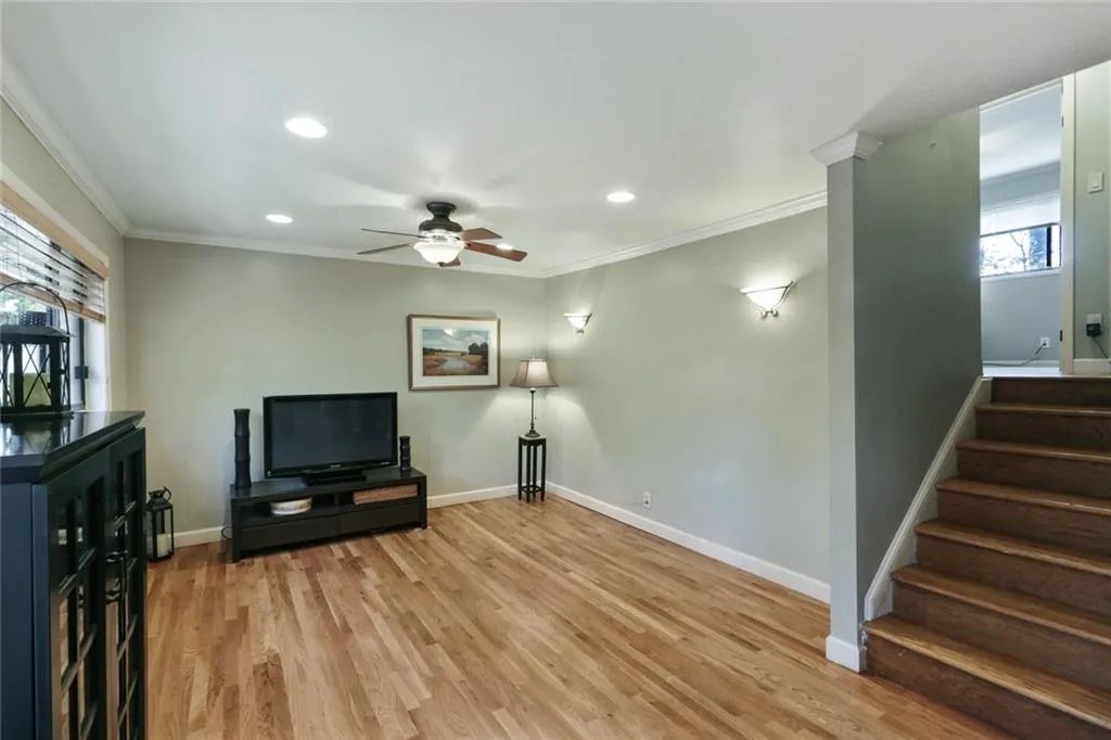 4775 Lafayette Court, Sandy Springs, Georgia 30327, 3 Bedrooms Bedrooms, ,3 BathroomsBathrooms,Residential,Sold,4775 Lafayette Court,6975299
