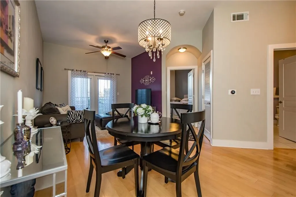 799 Hammond Drive Unit 117, Sandy Springs, Georgia 30328, 1 Bedroom Bedrooms, ,1 BathroomBathrooms,Residential,Sold,799 Hammond Drive Unit 117,6663629