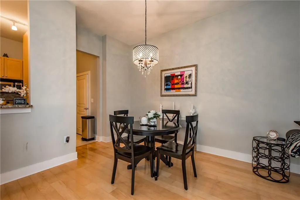 799 Hammond Drive Unit 117, Sandy Springs, Georgia 30328, 1 Bedroom Bedrooms, ,1 BathroomBathrooms,Residential,Sold,799 Hammond Drive Unit 117,6663629